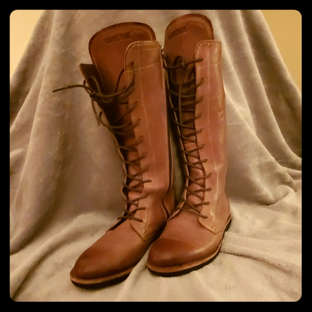 Blackstone mid-calf lace up boots - size 7
